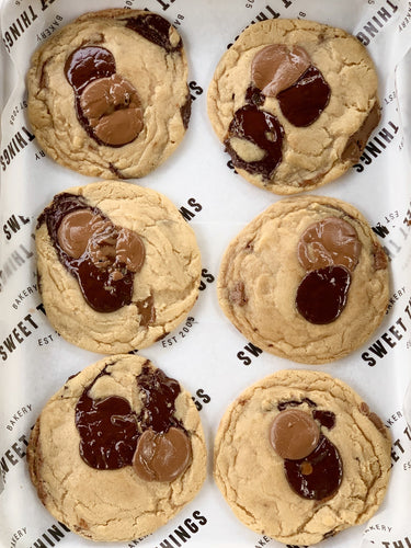 6 Baked Double Chocolate Chip Cookies