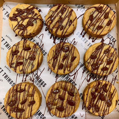 6 Baked Double Chocolate Chip Cookies